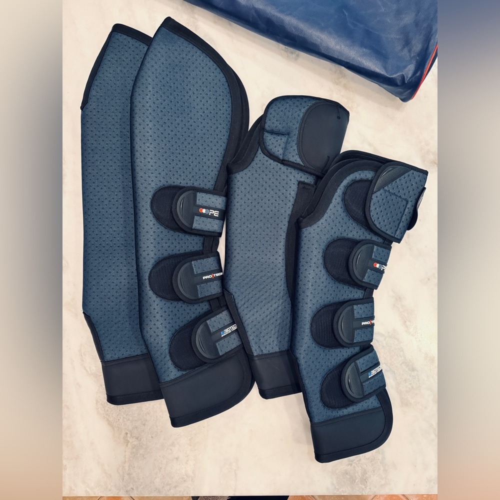 Premier Equine Airtechnology Knee Pro-Tech Travel Boots Navy Large SET OF 4 New